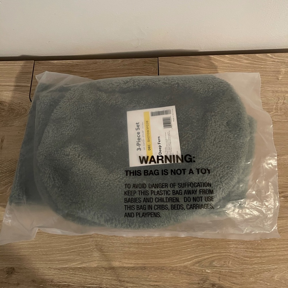 Garland 3pc Bath Rug Set - Picture 2 of 2